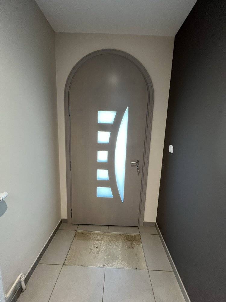 porte d'entrée après travaux
